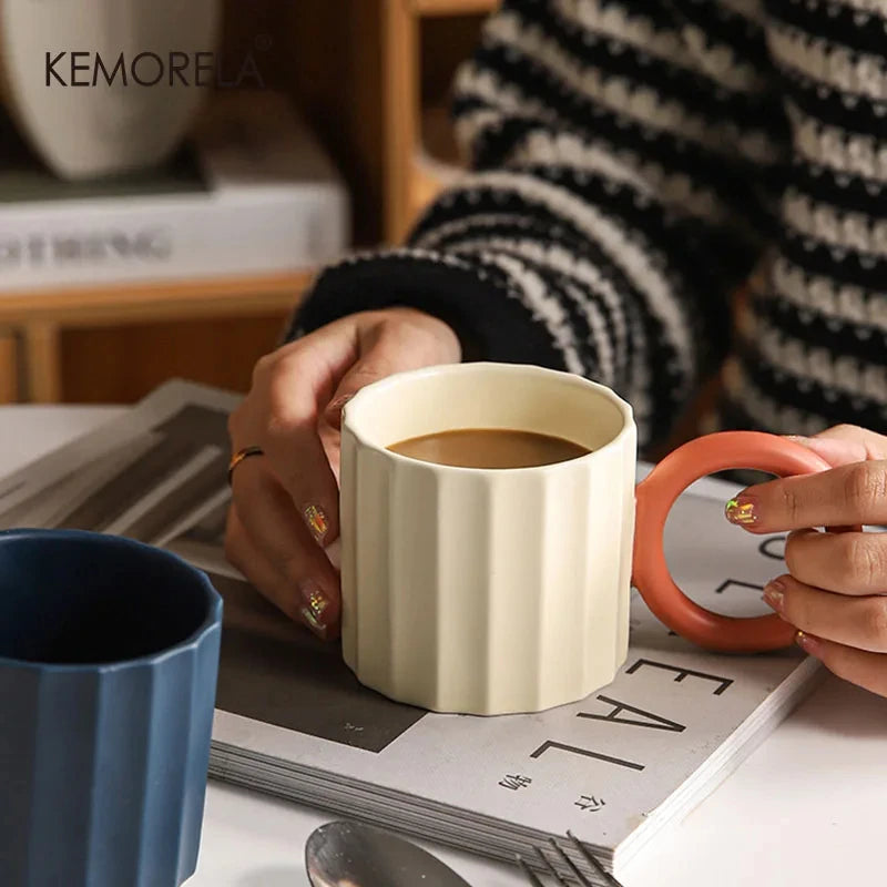 1Pc Nordic Round Handle Ceramic Coffee Mug for Coffee Tea Milk Water Couple Mug Microwave Safe Creative Birthday Gift Coffee Cup